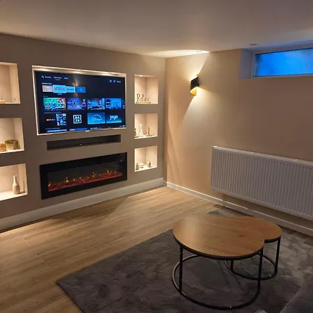 Exklusive Nahe Phantasialand & Koeln I Xl-bett & Wellness Apartment Kerpen (North Rhine-Westphalia)