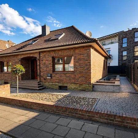 Exklusive Nahe Phantasialand & Koeln I Xl-bett & Wellness Apartment *